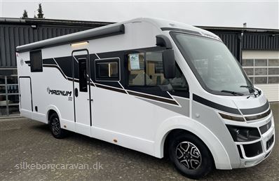 Elnagh Magnum 582